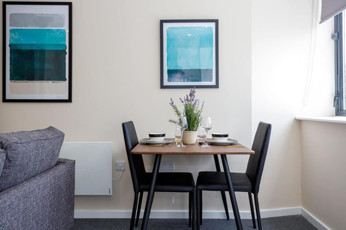 Modern And Stylish 1 Bed Apartment Manchester Exterior foto